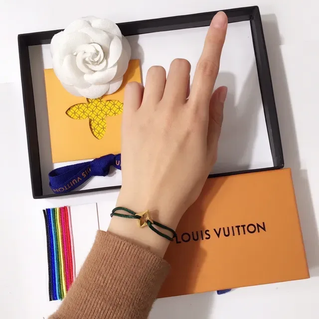 Louis Vuitton LV Square Red Gold Knotted Cord Metal Charm Bracelet 3