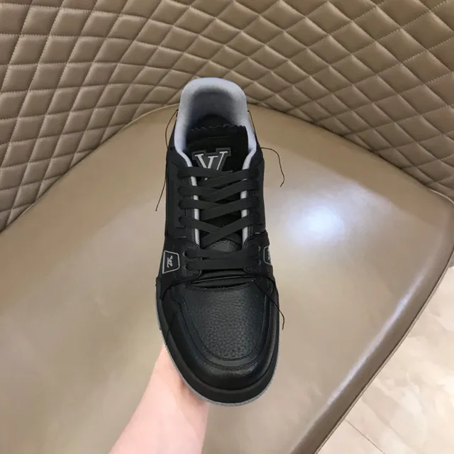 Louis Vuitton LV Trainer Black Gray Pebbled Leather Upper Layered Sculpted Midsole Lifestyle Sneakers 4
