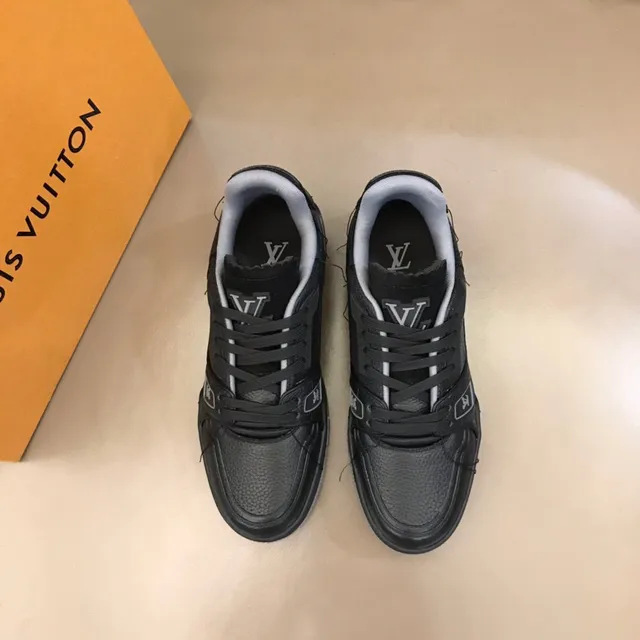 Louis Vuitton LV Trainer Black Gray Pebbled Leather Upper Layered Sculpted Midsole Lifestyle Sneakers 9