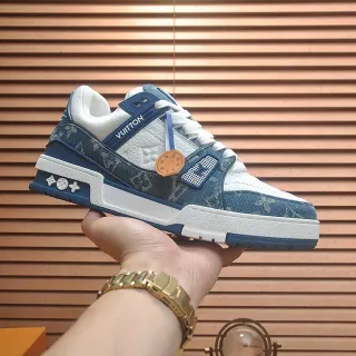 Louis Vuitton LV Trainer Zapatillas lifestyle azul blanco con paneles de denim estampado con monograma