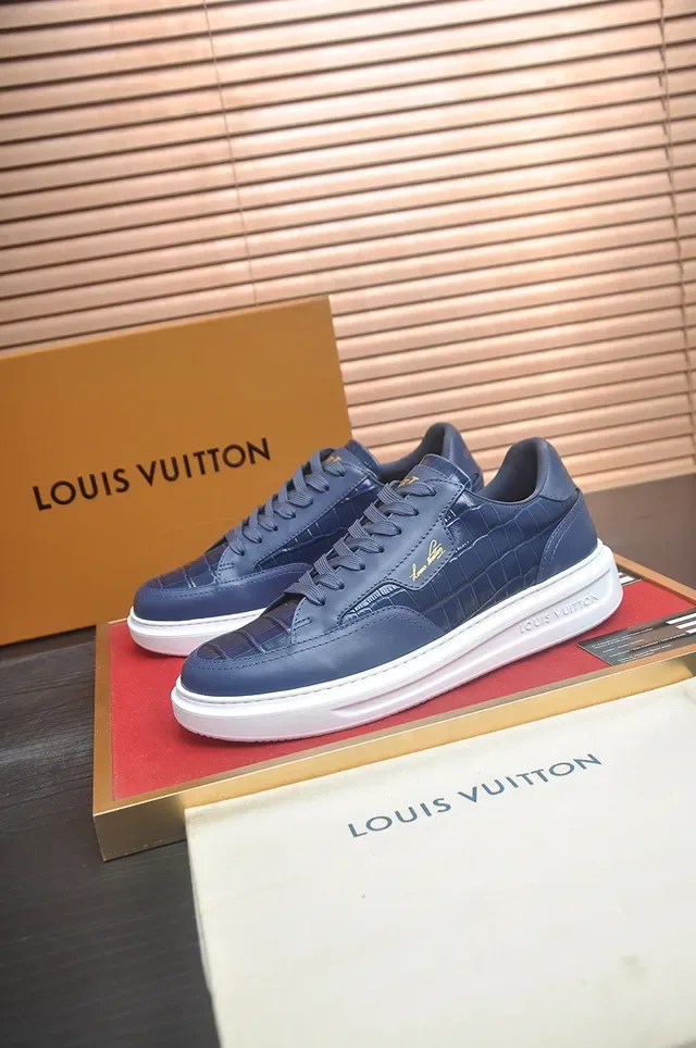 Louis Vuitton LV Trainer Navy White Low-Top Leather Lifestyle Sneakers 4