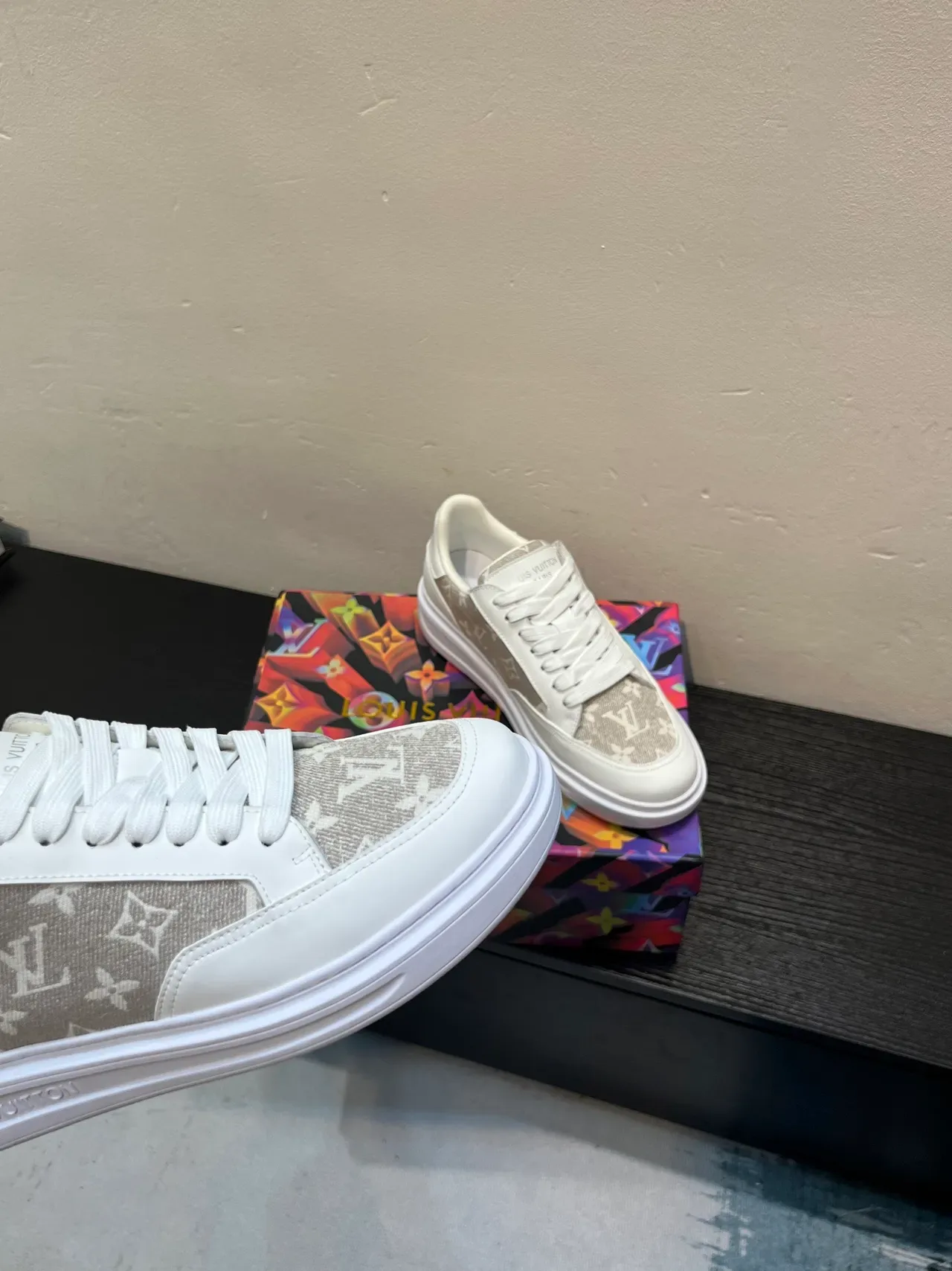 Louis Vuitton LV Trainer White Beige Monogram-Print Upper Platform Sole Lifestyle Sneakers 7
