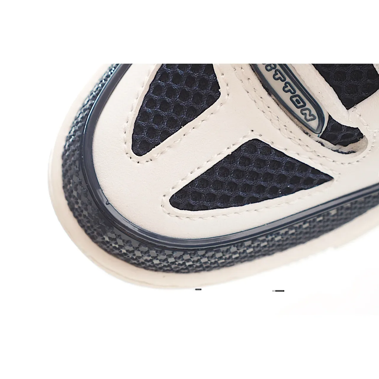 Louis Vuitton LV Trainer White Black Chunky Sculpted Midsole Layered Synthetic-Mesh Upper Lifestyle Sneakers 11