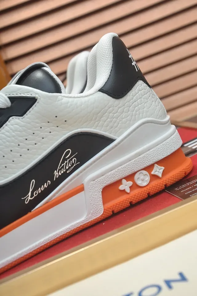 Louis Vuitton LV Trainer White Black Low-Top Mixed-Material Lifestyle Sneakers 2