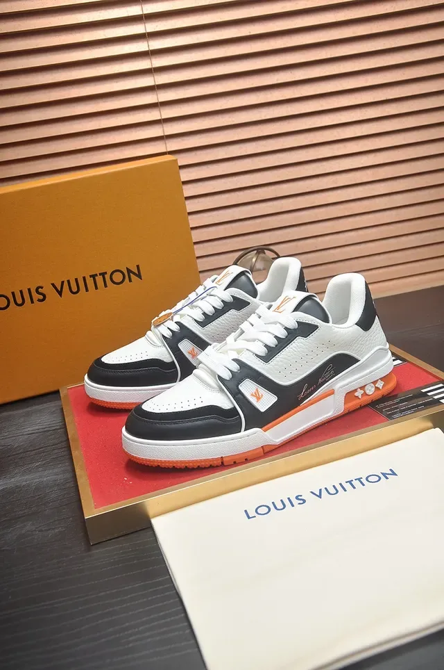 Louis Vuitton LV Trainer White Black Low-Top Mixed-Material Lifestyle Sneakers 4