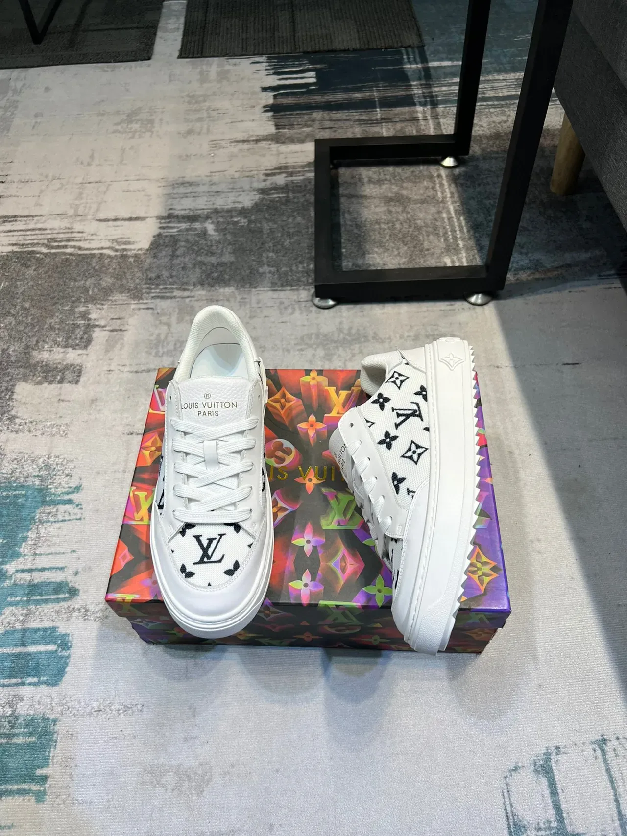 Louis Vuitton LV Trainer Branco e Preto Monogrammed Canvas Platform Sole Lifestyle Sneakers 4