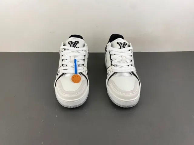 Louis Vuitton LV Trainer White Black Pebbled Leather Contrast Piping Lifestyle Sneakers 11