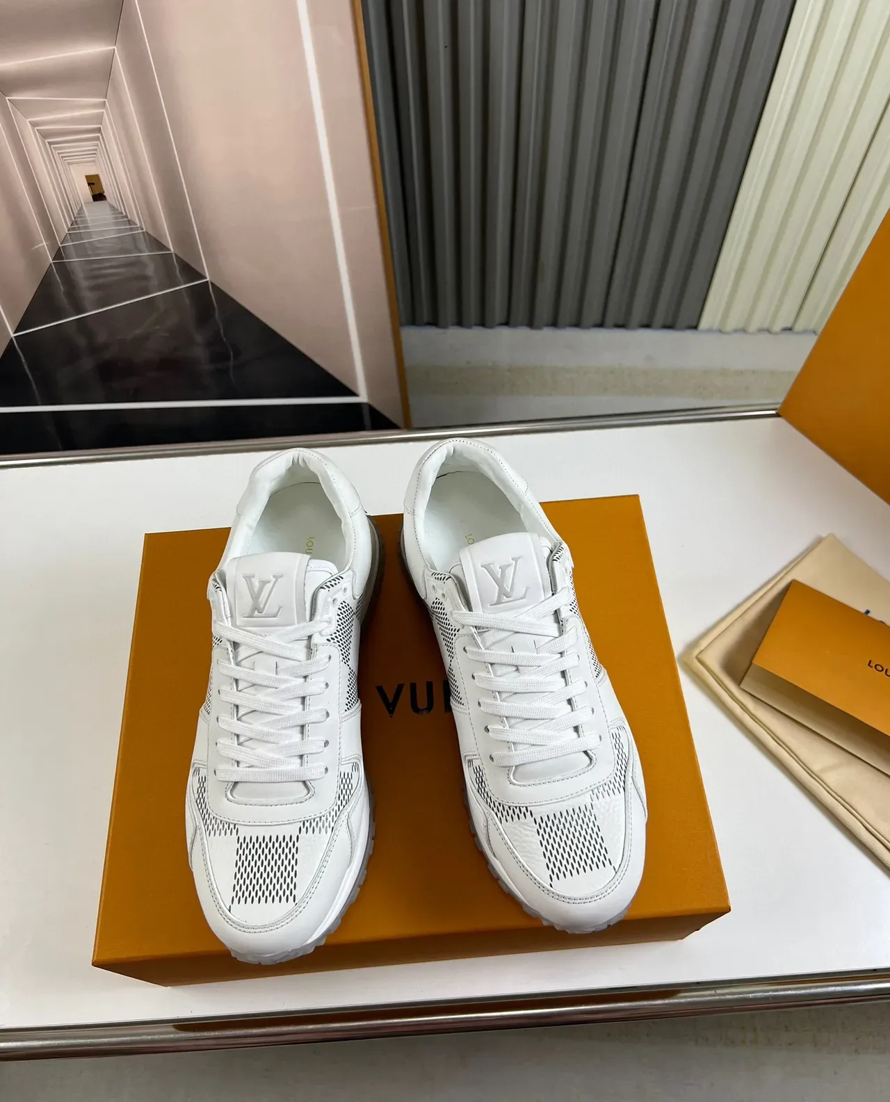 Louis Vuitton LV Trainer White Gray Low-Top Mixed-Material Lifestyle Sneakers 9