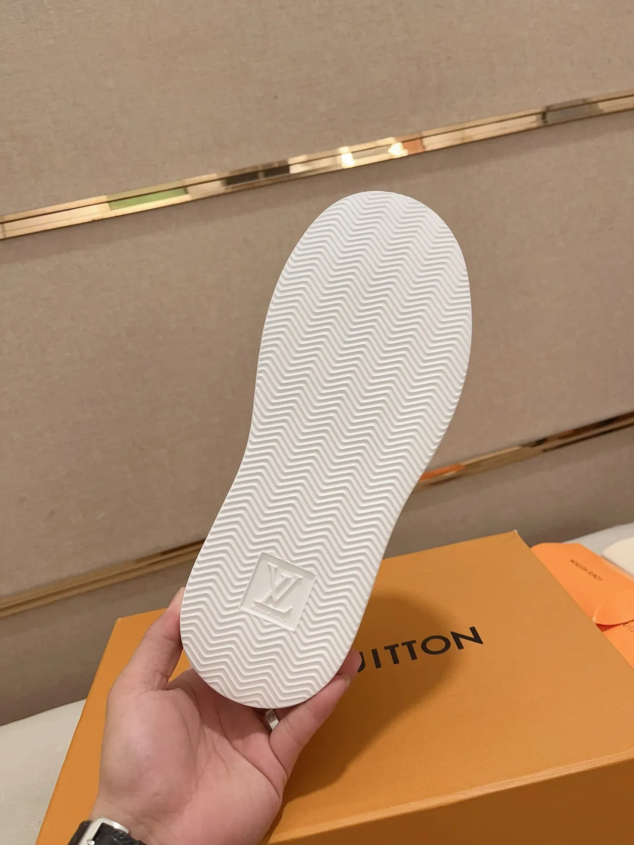 Louis Vuitton LV Trainer White Gray Monogram Canvas Textured Leather Panels Lifestyle Sneakers 2