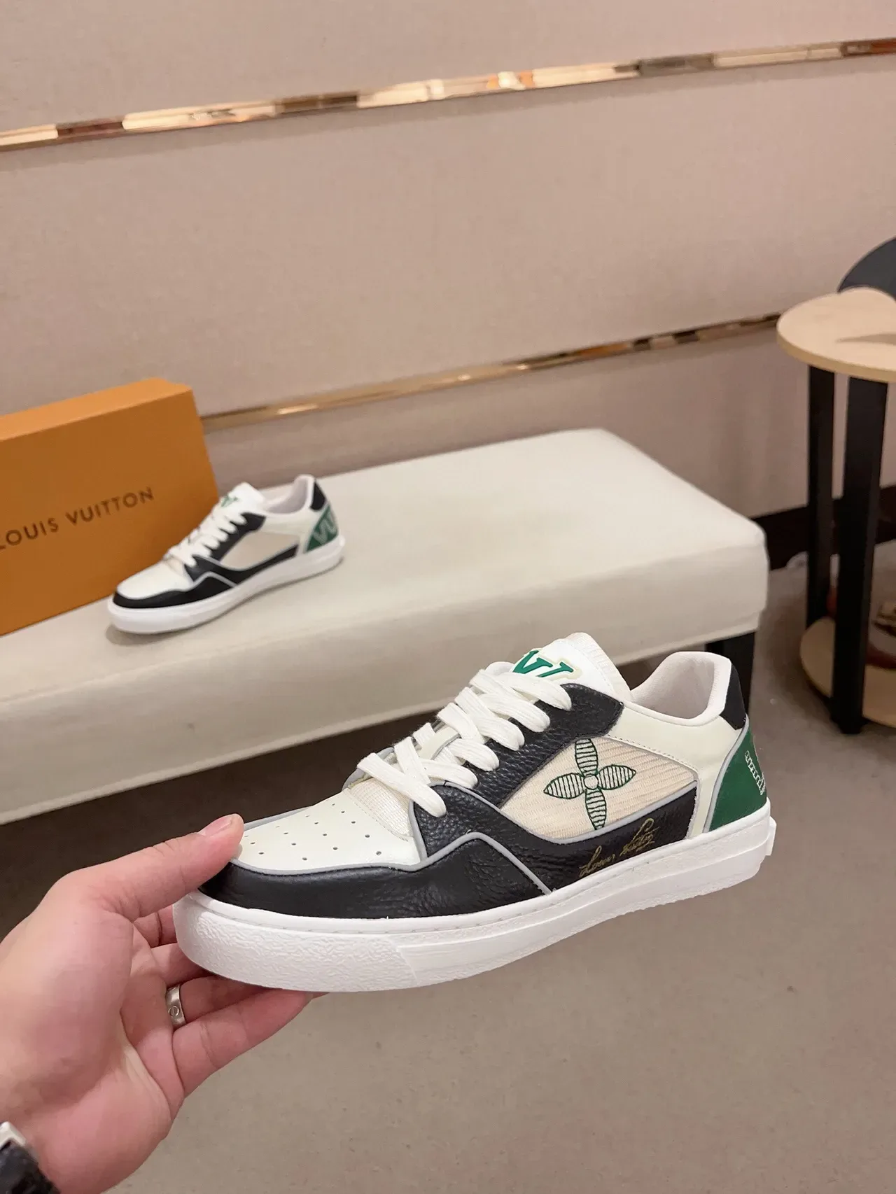 Louis Vuitton LV Trainer White Green Layered Leather And Textile Upper Perforated Toe Cap Lifestyle Sneakers 3