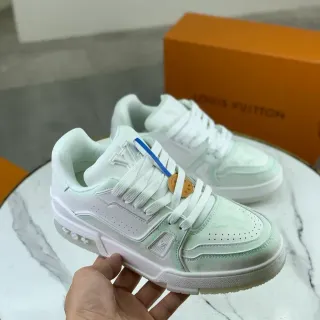 Louis Vuitton LV Trainer White Green Layered Mixed-Material Upper Sculpted Midsole Lifestyle Sneakers