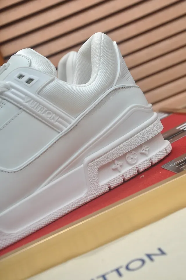 路易威登 LV Trainer 白色 单色 结构层叠中底 生活方式运动鞋 2
