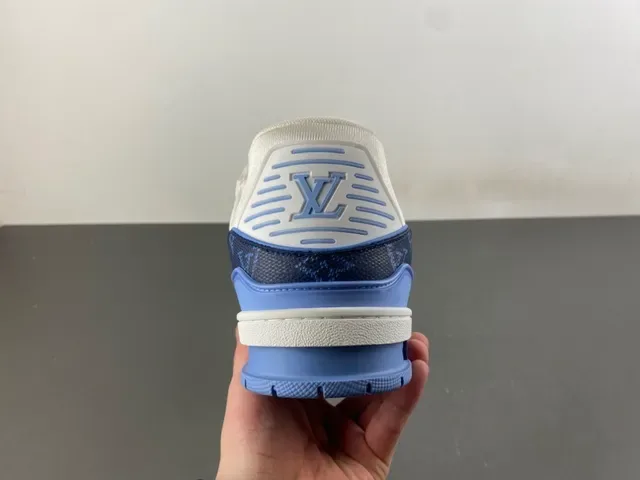 Louis Vuitton LV Trainer Blanc Navy Monogrammed Panels Cuir Supérieur Lifestyle Sneakers 4
