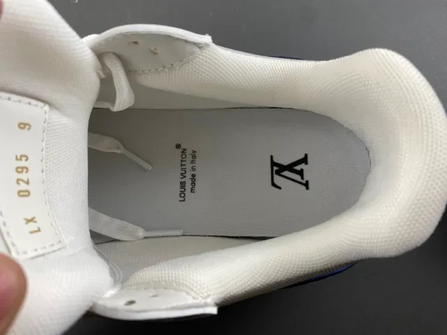 Louis Vuitton LV Trainer Blanc Navy Monogrammed Panels Cuir Supérieur Lifestyle Sneakers 7