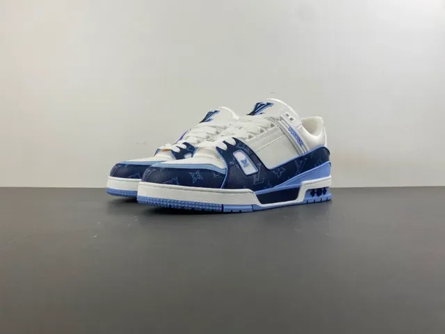 Louis Vuitton LV Trainer Blanc Navy Monogrammed Panels Cuir Supérieur Lifestyle Sneakers 10