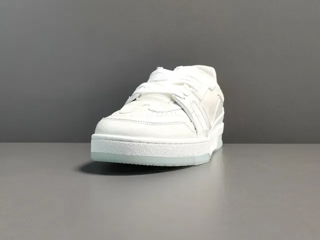 Louis Vuitton LV Trainer Blanc Translucide Monogrammed Tissu Supérieur Superpositions Cuir Lifestyle Sneakers 13