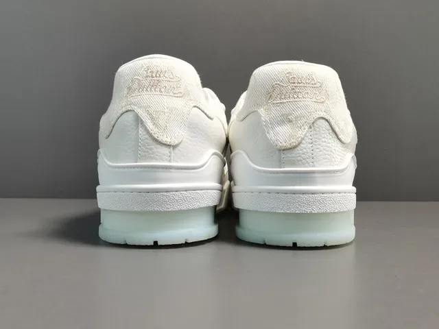 Louis Vuitton LV Trainer Blanc Translucide Monogrammed Tissu Supérieur Superpositions Cuir Lifestyle Sneakers 17