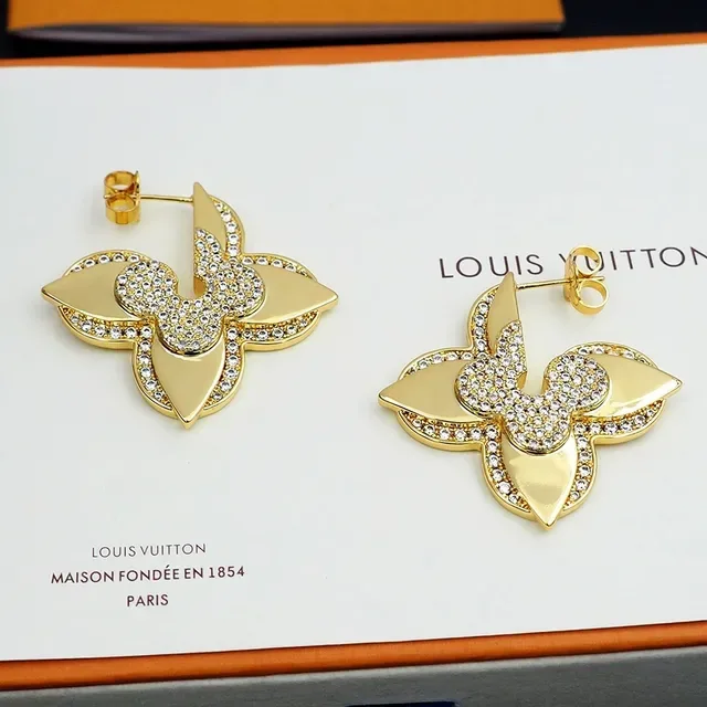 Louis Vuitton Medaillon Fleur-de-Lis Pavé Gold-Tone Earrings 3