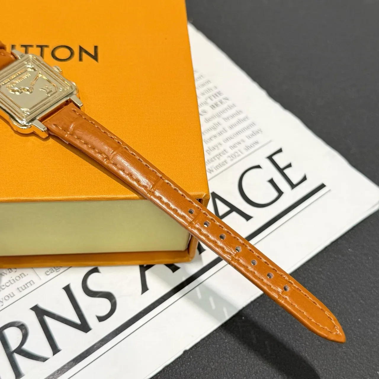 Louis Vuitton Miniature Watch Keychain Tan Leather Gold-Tone Jewelry 4