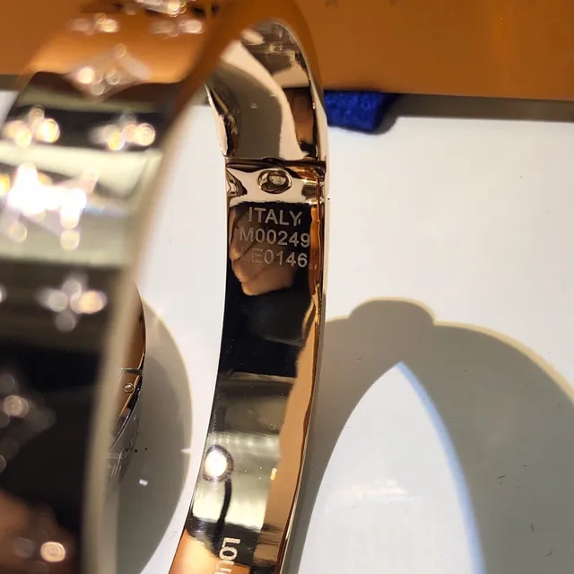 Louis Vuitton Monogram Bracelet Gold Silver Rose Gold Tone Bracelets 4