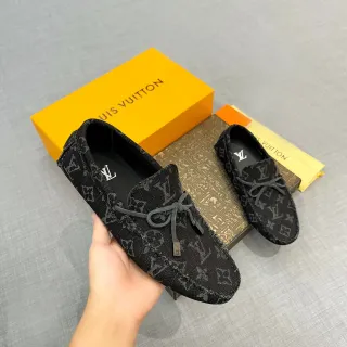 Louis Vuitton Monogram Canvas बाउ लोअफर