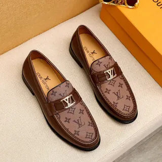 Louis Vuitton Monogram Canvas Loafer 棕色皮革边饰 Loafers