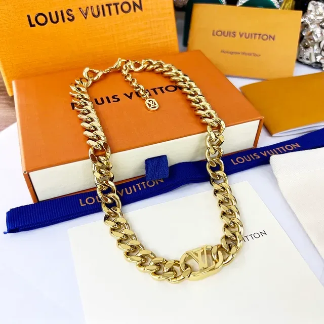 Louis Vuitton Monogram Chain Gold-Tone Curb Link Necklace 5