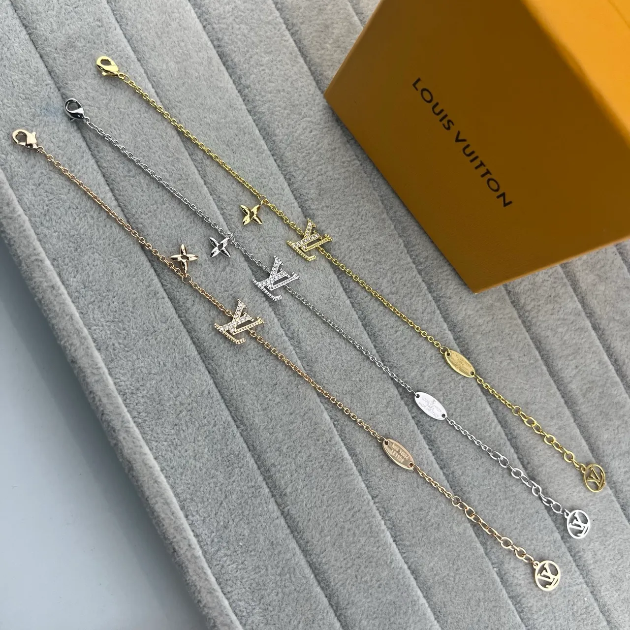 Louis Vuitton Monogram Charm Thin Chain Bracelets 7