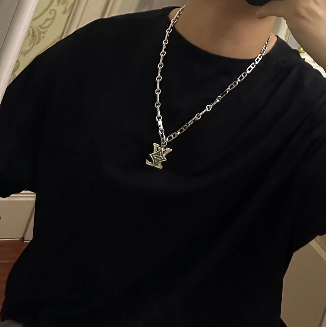 Louis Vuitton Monogram Enamel Pendant Necklace 7