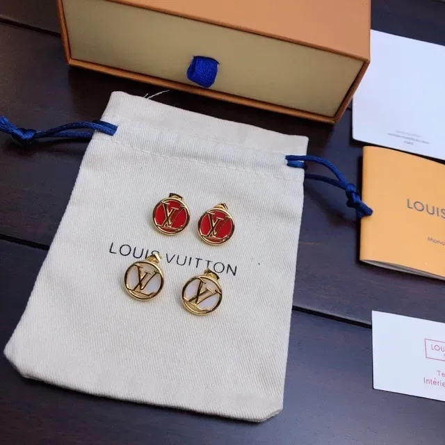Louis Vuitton Monogram Enamel Stud Earrings 8
