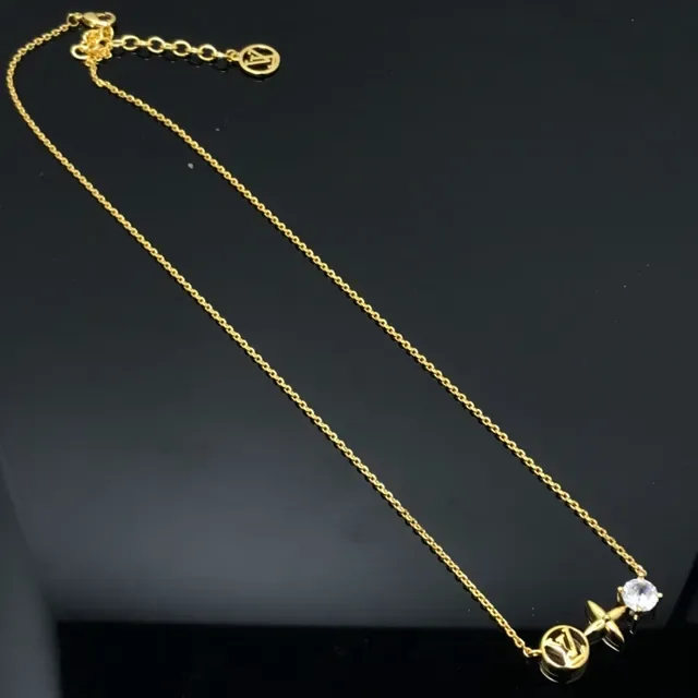 Louis Vuitton Monogram Floral Pendant Gold-Tone Necklace 4