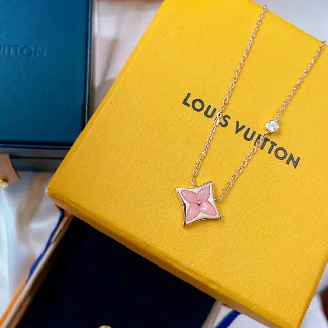 Louis Vuitton Monogram Flower and Lock Pink Gold Rose Chain Enamel Pendant Necklace 3