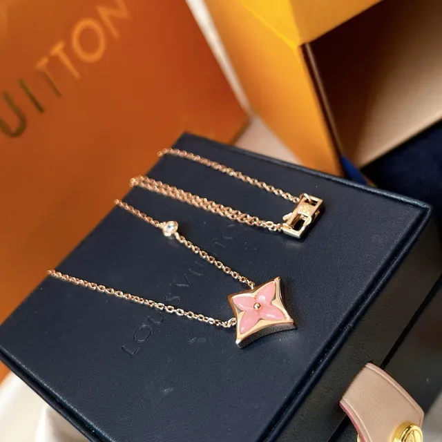 Louis Vuitton Monogram Flower and Lock Pink Gold Rose Chain Enamel Pendant Necklace 8