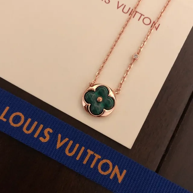 Louis Vuitton Monogram Flower Green Enamel Rose Gold Stud Earrings 4