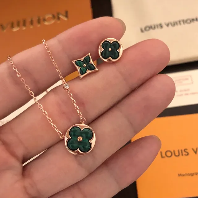 Louis Vuitton Monogram Flower Green Enamel Rose Gold Stud Earrings 8