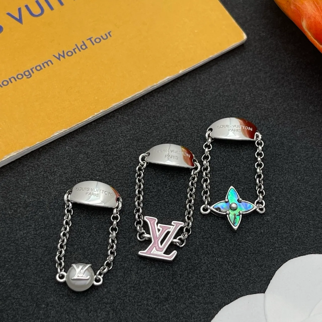 Louis Vuitton Monogram Flower Pearl Chain Rings 7