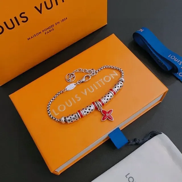 Louis Vuitton Monogram Flower Red Enamel Silver Chain Bracelet 5