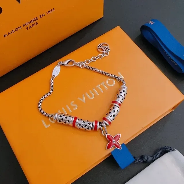 Louis Vuitton Monogram Flower Red Enamel Silver Chain Bracelet 8