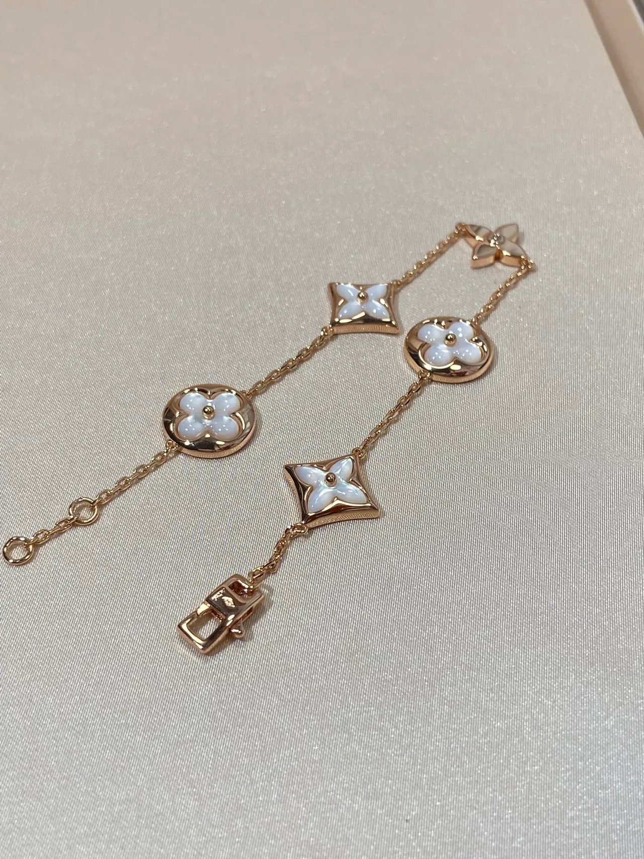 Louis Vuitton Monogram Flower Rose Gold and White Mother-of-Pearl Bracelet 4
