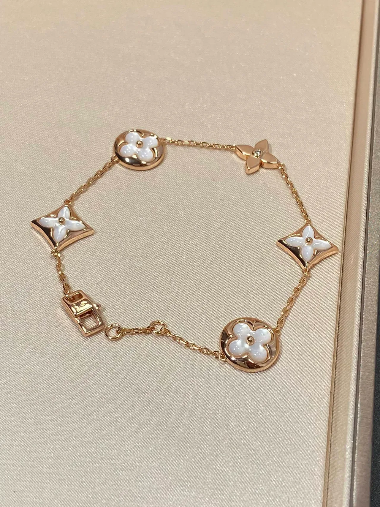 Louis Vuitton Monogram Flower Rose Gold and White Mother-of-Pearl Bracelet 7