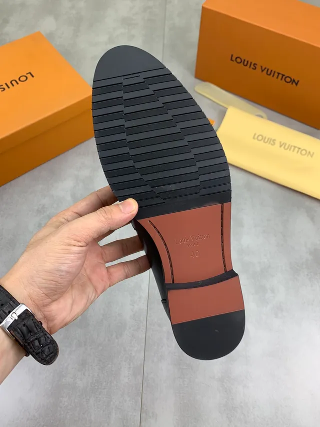 Louis Vuitton Monogram Loafer Chaussures en Cuir Noir 2