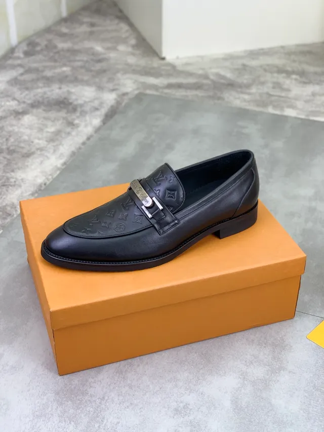 Louis Vuitton Monogram Loafer Chaussures en Cuir Noir 4
