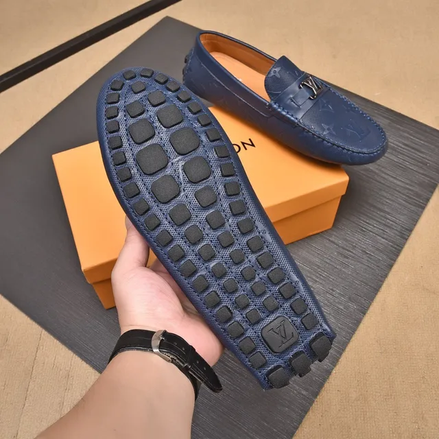 Louis Vuitton Monogram mocassin cuir bleu marine 8