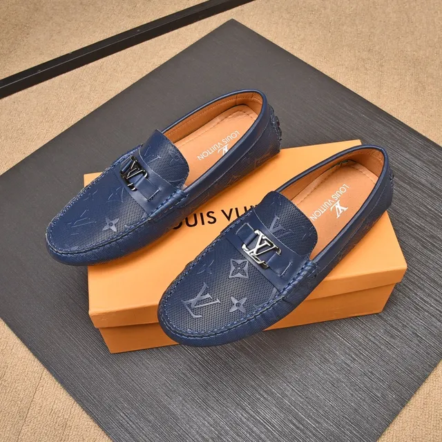 Louis Vuitton Monogram mocassin cuir bleu marine 9