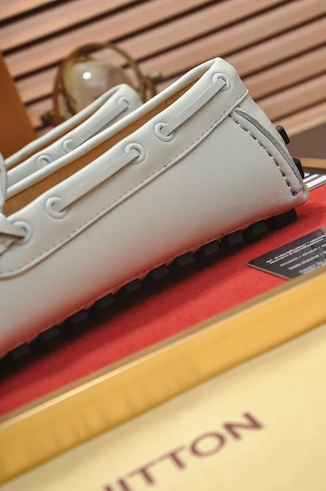 Louis Vuitton Monogram Loafer Off-White Leather Bow-Tie Loafers 2