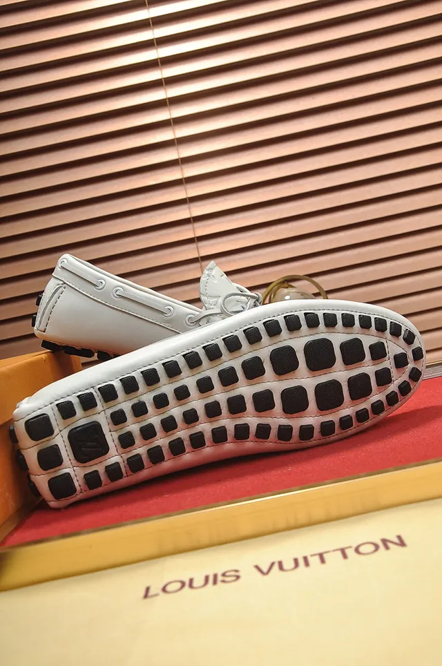 Louis Vuitton Monogram Loafer Off-White Leather Bow-Tie Loafers 4