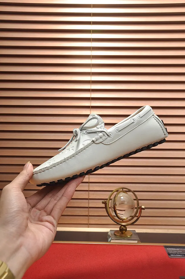 Louis Vuitton Monogram Loafer Off-White Leather Bow-Tie Loafers 5
