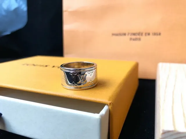Louis Vuitton Monogram Ring Silver Polished Metal Ring 9