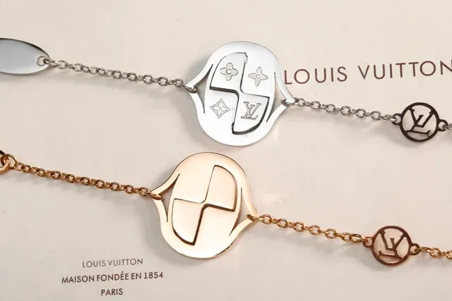 Louis Vuitton Monogram Shield Gold Silver Chain-Link Bracelet 3