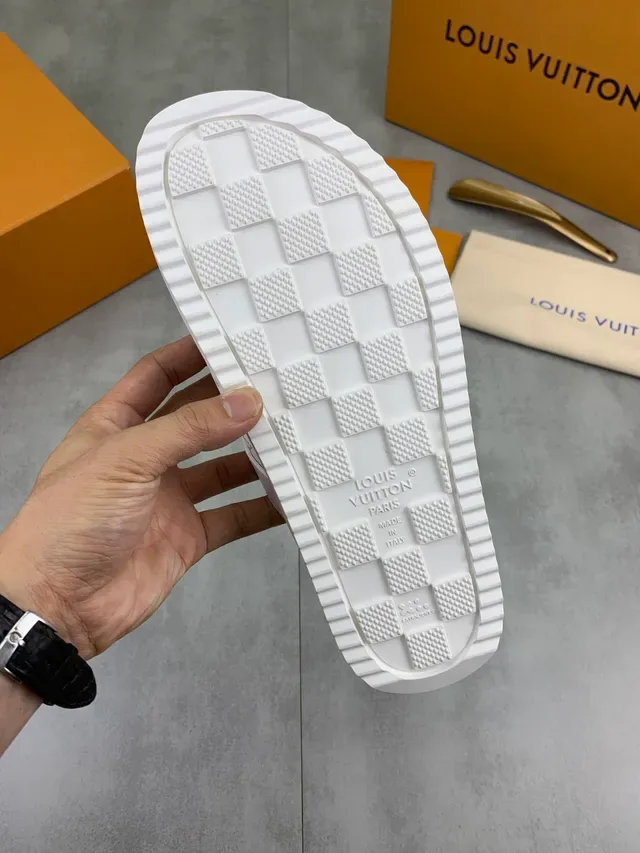 Louis Vuitton Monogram Slide Slippers 3